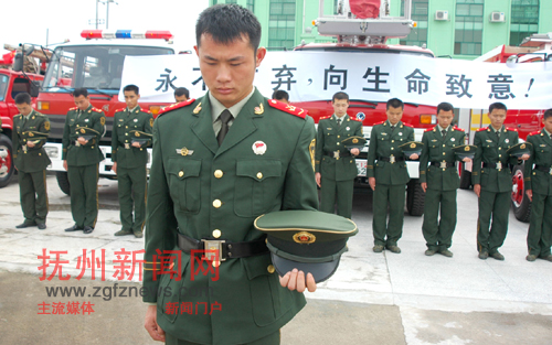 �Ϸ������ٱ�Ϊ��������ͬ���°�