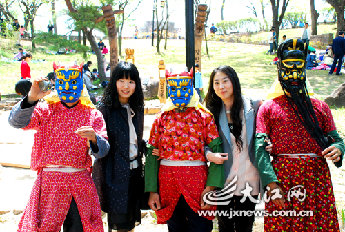 �������ڷ׷��뽭�������Ǻ�Ӱ